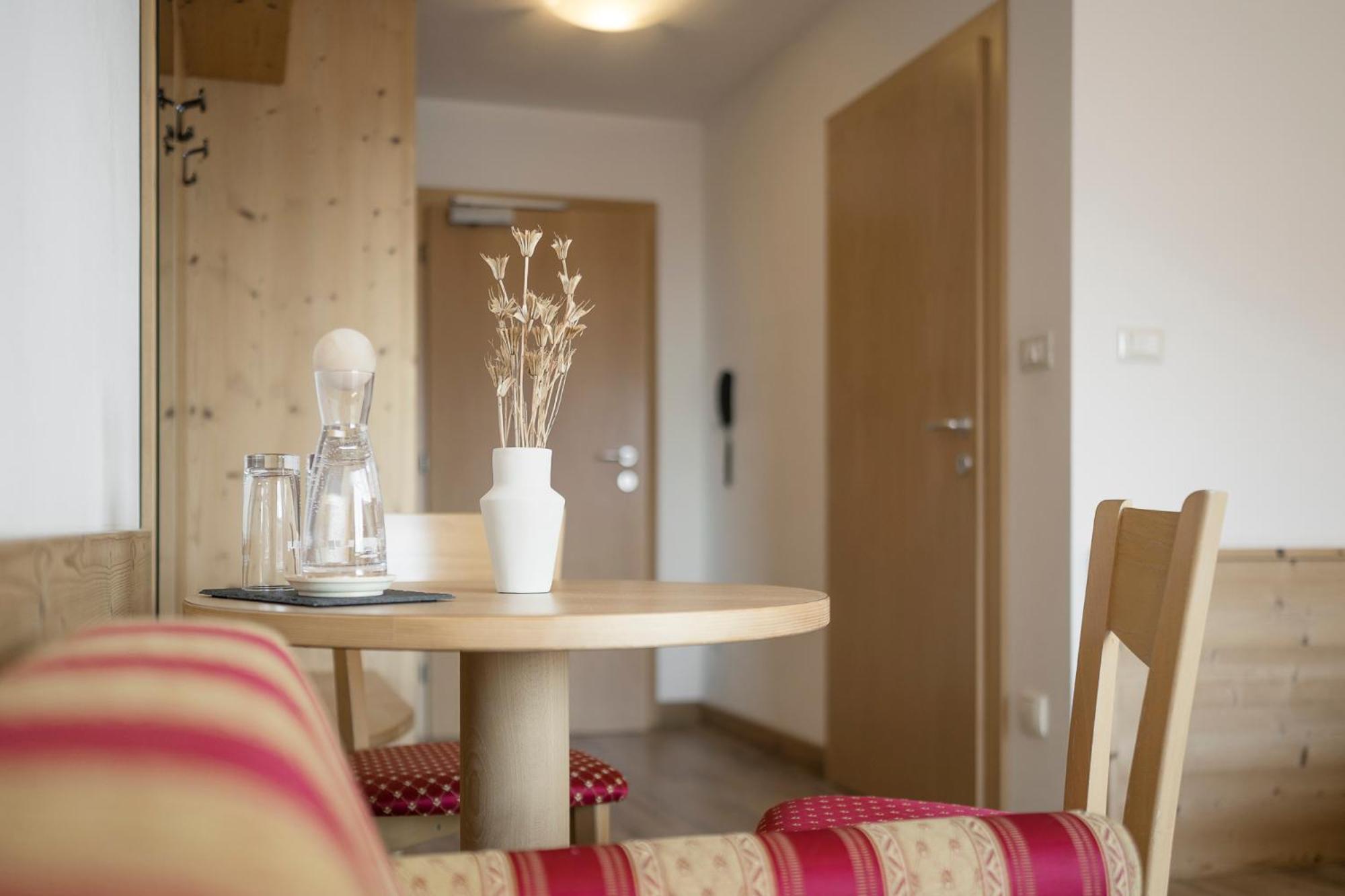 Gasthof Pension-appartement Mitterhofer Schenna