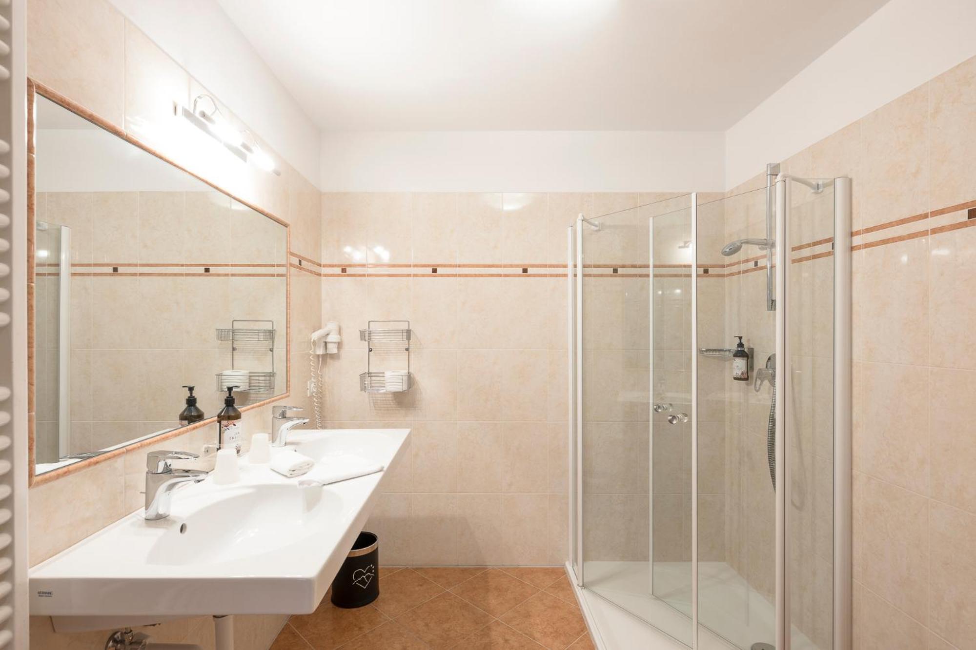 Gasthof Pension-appartement Mitterhofer 3*